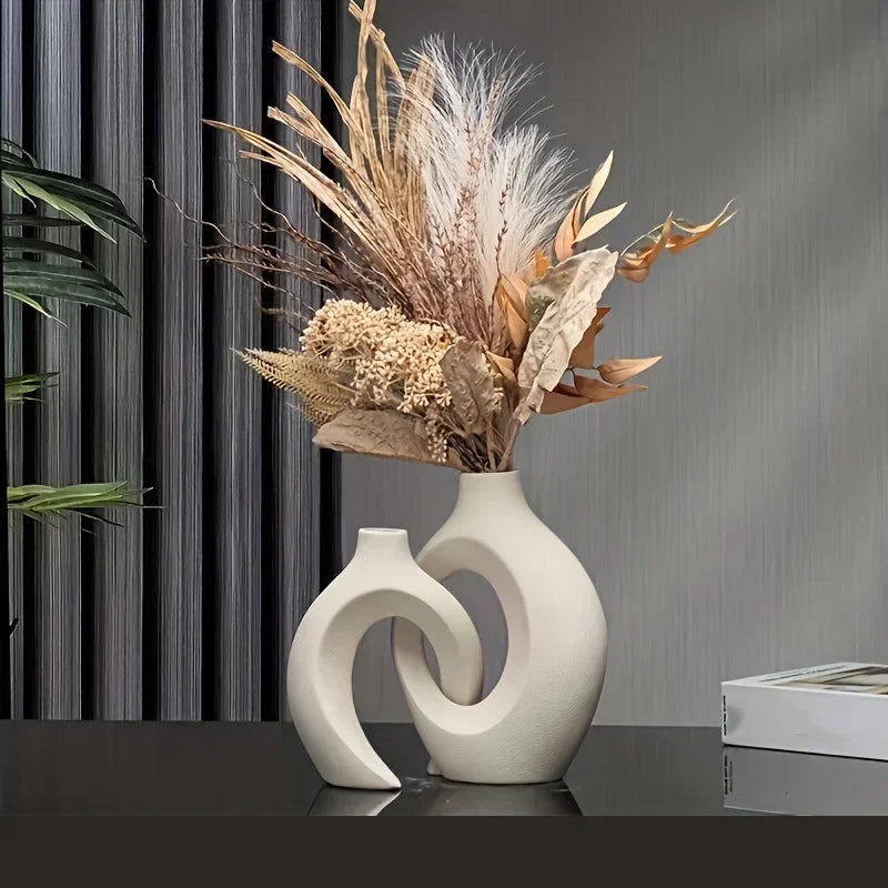 Duo de Vases Sculpturaux Contemporains
