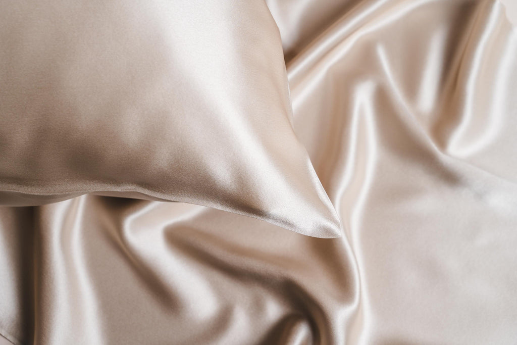 Luxury 100% Mulberry Silk Pillowcase - Beige - 22 Momme, Ultra Soft & Cooling - Made in Hangzhou, China